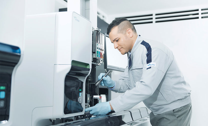 BeyondCare_ServiceTech_834x506_V1